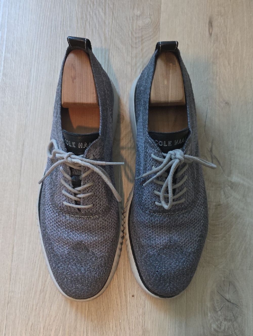 Cole Haan
2.Zerogrand Stitchlite Oxfords Ironstone (Missing Insole)